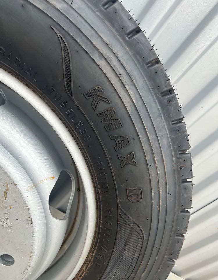 NOWE koło opona Goodyear KMAX D 215/75R 17.5 - Gume i felne za Kamion: slika 3 NOWE koło opona Goodyear KMAX D 215/75R 17.5 - Gume i felne za Kamion: slika 3