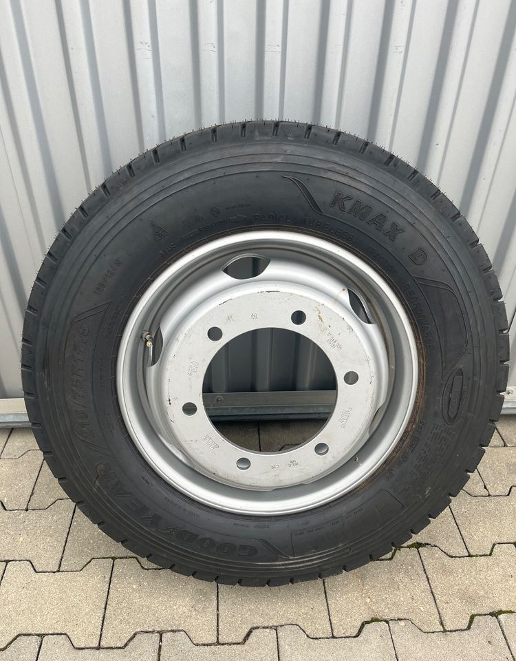 NOWE koło opona Goodyear KMAX D 215/75R 17.5 - Gume i felne za Kamion: slika 1 NOWE koło opona Goodyear KMAX D 215/75R 17.5 - Gume i felne za Kamion: slika 1