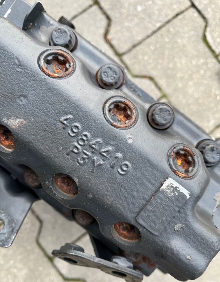 Pompa wysokiego ciśnienia Scania R V8 pompa paliwa - Motor za Kamion: slika 5 Pompa wysokiego ciśnienia Scania R V8 pompa paliwa - Motor za Kamion: slika 5