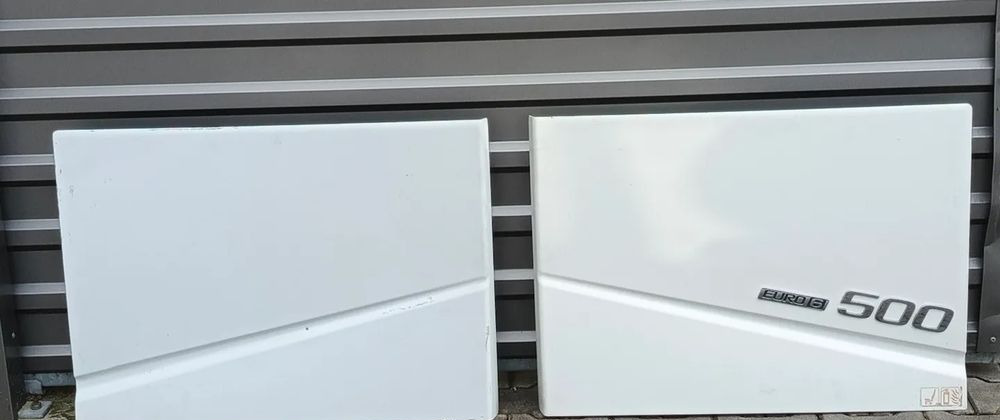 VOLVO FH4 DRZWICZKI KLAPA SCHOWKA - Karoserija i eksterijer za Kamion: slika 1 VOLVO FH4 DRZWICZKI KLAPA SCHOWKA - Karoserija i eksterijer za Kamion: slika 1