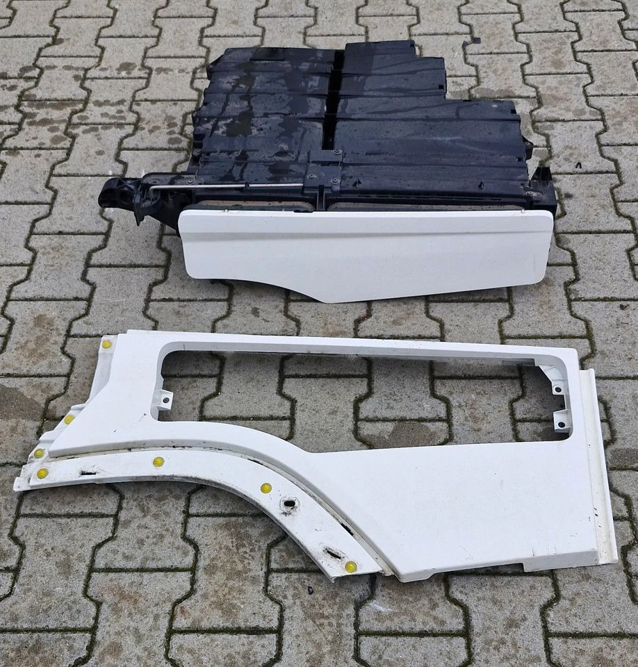 VOLVO FH4 FH5 SCHOWEK - Karoserija i eksterijer: slika 1 VOLVO FH4 FH5 SCHOWEK - Karoserija i eksterijer: slika 1