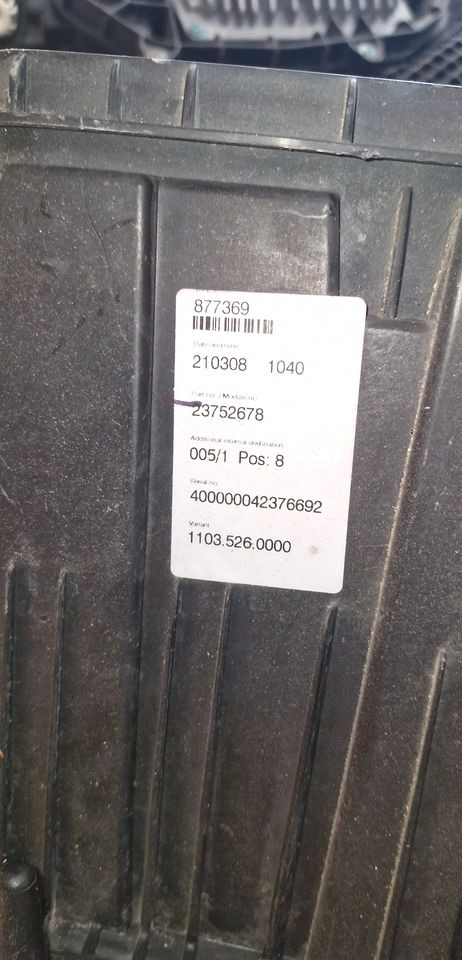 VOLVO FH5 LAMPA PRZEDNIA FULL LED 23752680 23752678 24056515 - Prednja svetla za Kamion: slika 3 VOLVO FH5 LAMPA PRZEDNIA FULL LED 23752680 23752678 24056515 - Prednja svetla za Kamion: slika 3