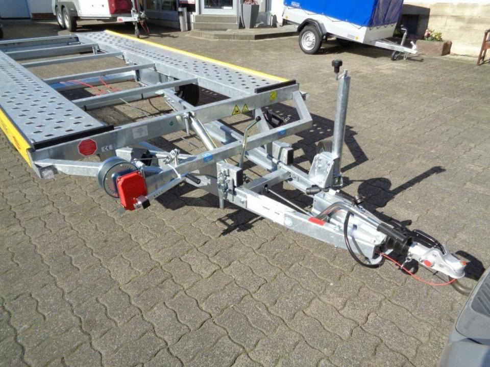 Böckmann PKW-Anhänger, Autotransporter, 3,0to. kippbar, 100 km/h - Prikolica za prevoz automobila: slika 4 Böckmann PKW-Anhänger, Autotransporter, 3,0to. kippbar, 100 km/h - Prikolica za prevoz automobila: slika 4