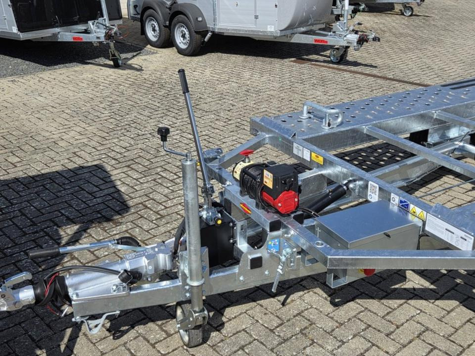 Böckmann PKW-Anhänger, Autotransporter 3,5to. E-Winde 100 km/h - Prikolica za prevoz automobila: slika 5 Böckmann PKW-Anhänger, Autotransporter 3,5to. E-Winde 100 km/h - Prikolica za prevoz automobila: slika 5