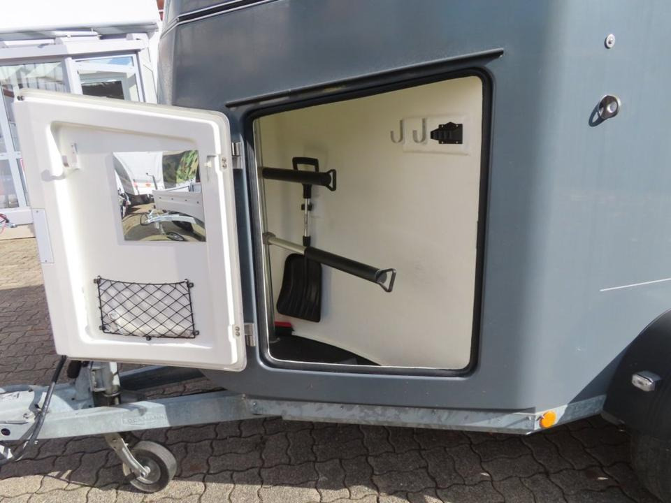 Böckmann, Pferdeanhänger, Comfort,CFF,,Aluboden, SaKa, 100 km/h - Prikolica za konje: slika 4 Böckmann, Pferdeanhänger, Comfort,CFF,,Aluboden, SaKa, 100 km/h - Prikolica za konje: slika 4