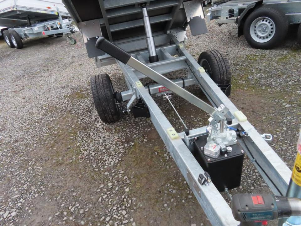 Prikolica istovarivača Böckmann-TPV PKW Anhänger, Rückwärtskipper, 1,8 to. Esaykipp: slika 8 Prikolica istovarivača Böckmann-TPV PKW Anhänger, Rückwärtskipper, 1,8 to. Esaykipp: slika 8