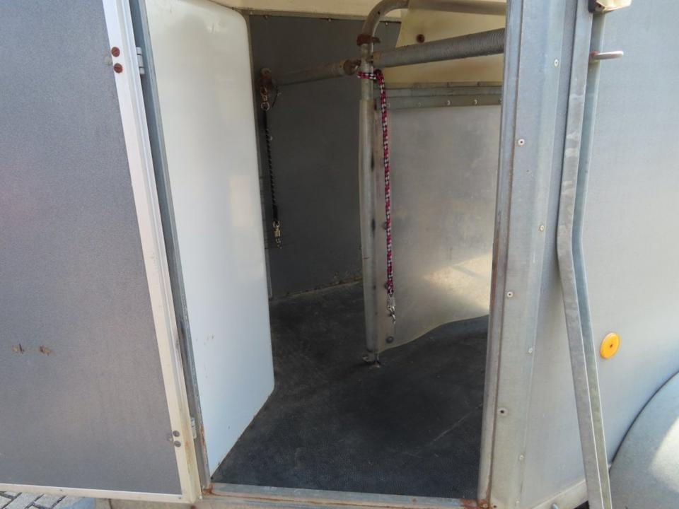 Pferdeanhänger Böckmann Duo/ Cavallo Sattelkammer TÜV NEU - Prikolica za konje: slika 5 Pferdeanhänger Böckmann Duo/ Cavallo Sattelkammer TÜV NEU - Prikolica za konje: slika 5