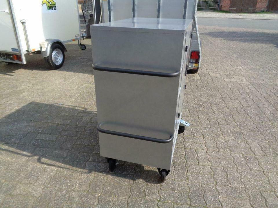 Turnierschrank fahrbar NEU pulverbeschichtet abschließbar - Instrument/ Oprema: slika 5 Turnierschrank fahrbar NEU pulverbeschichtet abschließbar - Instrument/ Oprema: slika 5