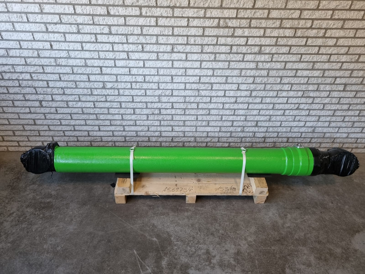 Sennebogen 870 Stick + boom Cylinder + 835 C boom + stick cylinder - Hidraulični cilindar za Bager za obradu otpada/ Industrije: slika 1 Sennebogen 870 Stick + boom Cylinder + 835 C boom + stick cylinder - Hidraulični cilindar za Bager za obradu otpada/ Industrije: slika 1