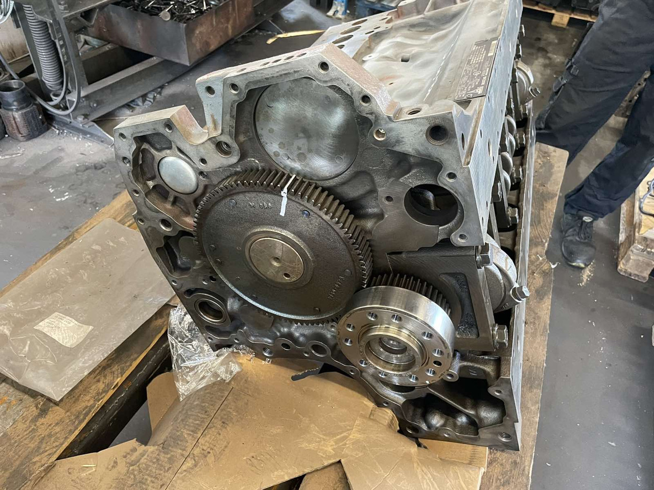 Deutz TCD 2012 L06 2V  remanufactured short engine - Motor za Industrijska oprema: slika 3 Deutz TCD 2012 L06 2V  remanufactured short engine - Motor za Industrijska oprema: slika 3