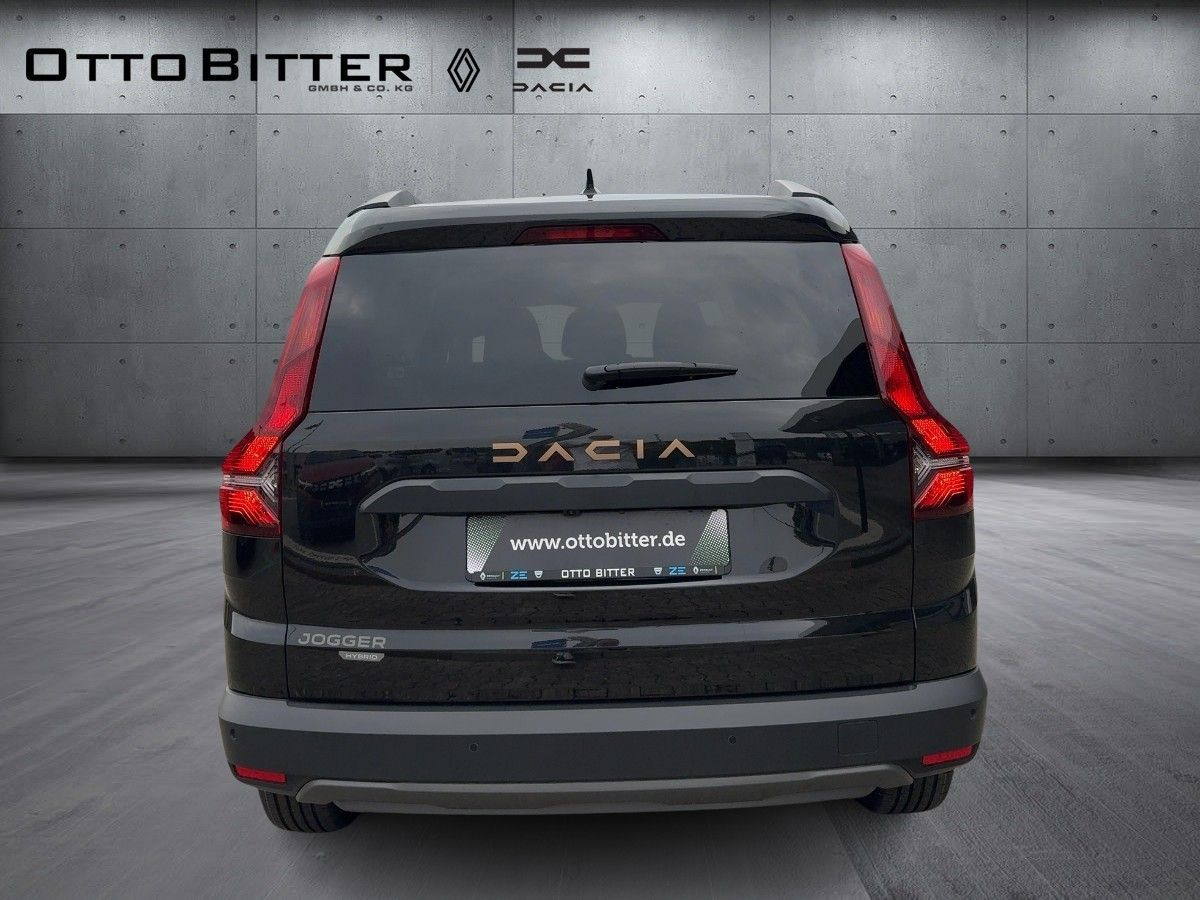 Dacia Jogger Extreme HYBRID140 5-Sitze CITY-PAKET - Karavan: slika 3 Dacia Jogger Extreme HYBRID140 5-Sitze CITY-PAKET - Karavan: slika 3