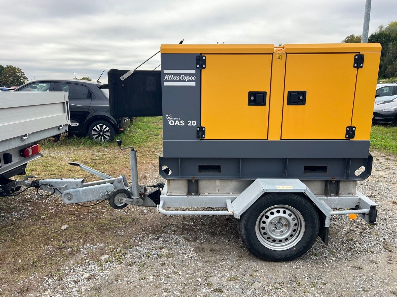 IBERICA Atlas Copco Stromerzeuger QAS20 (20kVA/1 - Prikolica za automobil: slika 2 IBERICA Atlas Copco Stromerzeuger QAS20 (20kVA/1 - Prikolica za automobil: slika 2