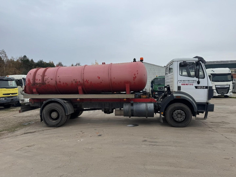 Mercedes-Benz SK 1824 (10.000 L / GRAND PONT / LAMES / V6 MOTEUR / PARFAIT ETAT) - Vakuumska cisterna: slika 4 Mercedes-Benz SK 1824 (10.000 L / GRAND PONT / LAMES / V6 MOTEUR / PARFAIT ETAT) - Vakuumska cisterna: slika 4