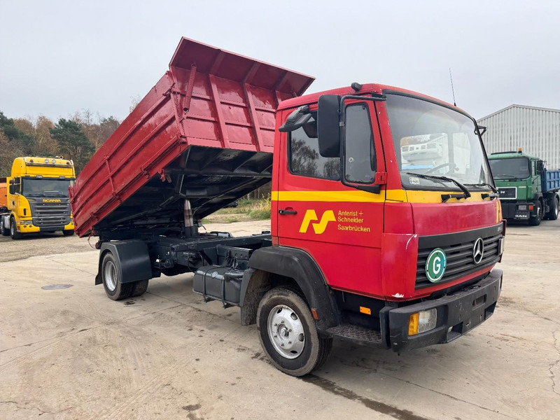 Mercedes-Benz SK 814 (FULL STEEL SUSPENSION / MANUAL GEARBOX / 3-SIDE TIPPER) - Istovarivač: slika 3 Mercedes-Benz SK 814 (FULL STEEL SUSPENSION / MANUAL GEARBOX / 3-SIDE TIPPER) - Istovarivač: slika 3
