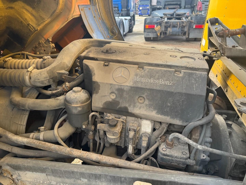 Kamion sa zatvorenim sandukom Mercedes-Benz SK 814 (STEEL SUSPENSION & MANUAL GEARBOX / SUSPENSION LAMES & BOITE MANUELLE): slika 19