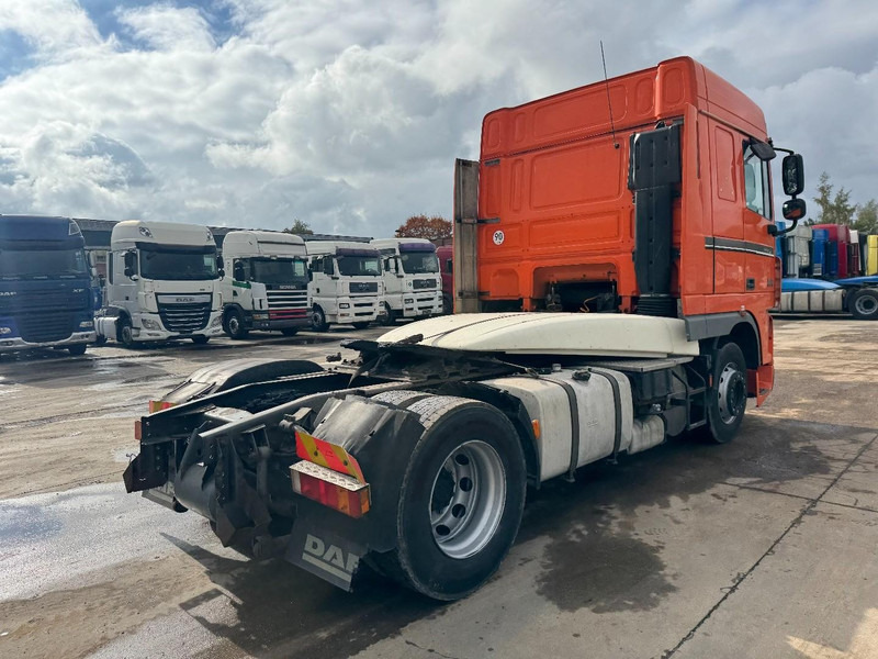 DAF 105 XF 460 Space Cab (MANUAL GEARBOX / BOITE MANUELLE) - Tegljač: slika 5 DAF 105 XF 460 Space Cab (MANUAL GEARBOX / BOITE MANUELLE) - Tegljač: slika 5
