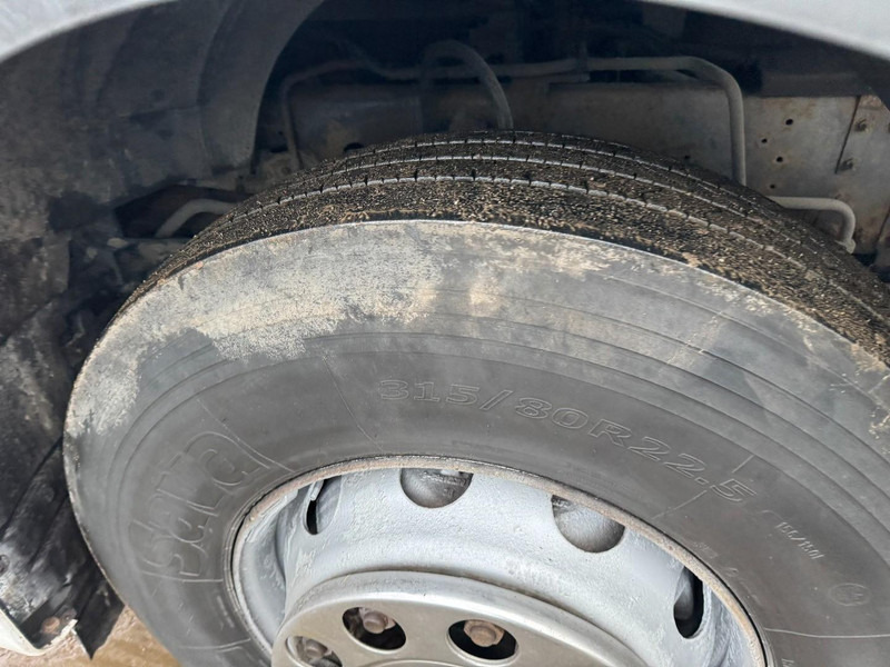 Tegljač Renault Premium 450 DXI (VERY NICE CONDITION / TRES BON ETAT): slika 10 Tegljač Renault Premium 450 DXI (VERY NICE CONDITION / TRES BON ETAT): slika 10