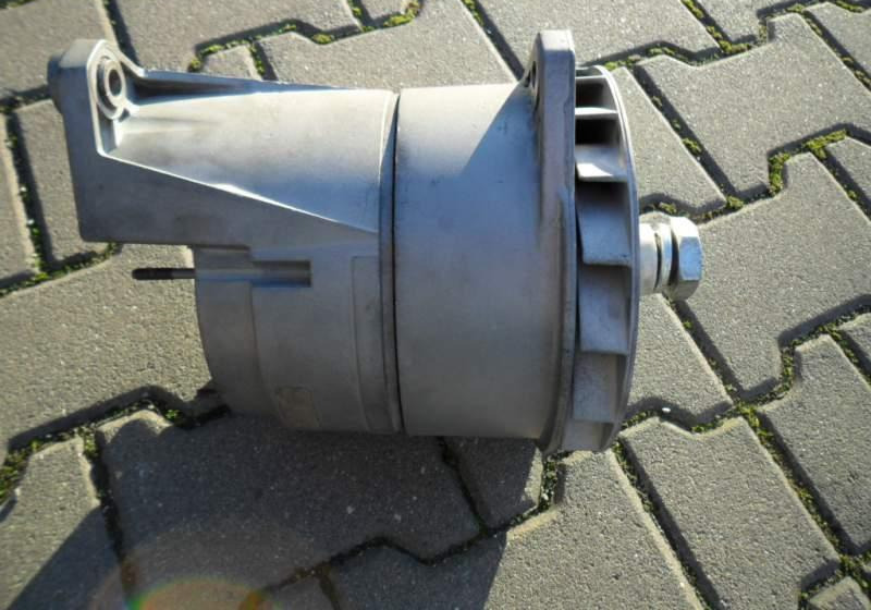 Wszystkie Alternator Bosz 24v ,140 A - Alternator za Autobus: slika 1 Wszystkie Alternator Bosz 24v ,140 A - Alternator za Autobus: slika 1