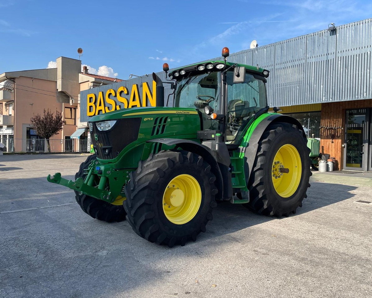 JOHN DEERE 6175 R - Traktor: slika 1 JOHN DEERE 6175 R - Traktor: slika 1