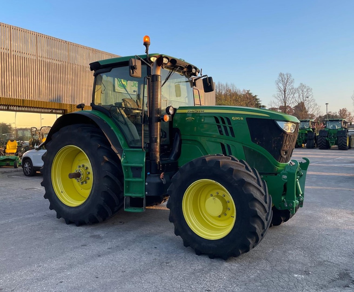 JOHN DEERE 6210 R - Traktor: slika 2 JOHN DEERE 6210 R - Traktor: slika 2