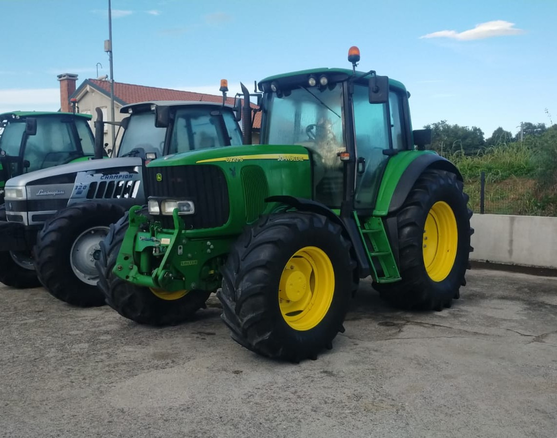 JOHN DEERE 6920 S - Traktor: slika 1 JOHN DEERE 6920 S - Traktor: slika 1