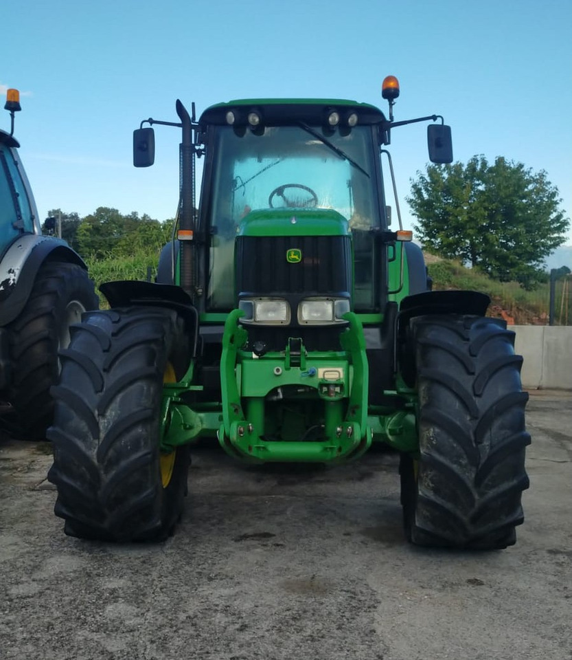 JOHN DEERE 6920 S - Traktor: slika 2 JOHN DEERE 6920 S - Traktor: slika 2