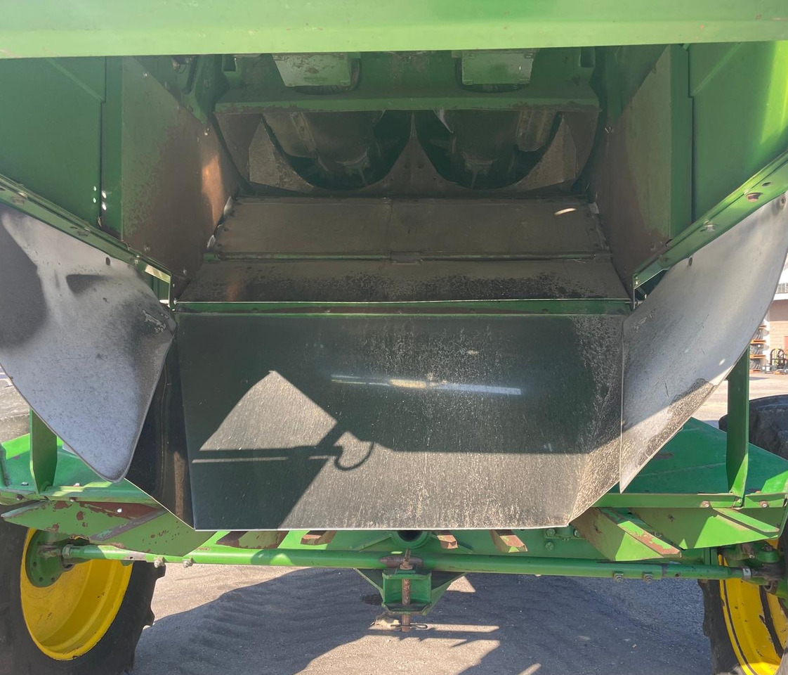 JOHN DEERE MIETITREBBIA CTS - Kombinovani kombajn: slika 4 JOHN DEERE MIETITREBBIA CTS - Kombinovani kombajn: slika 4