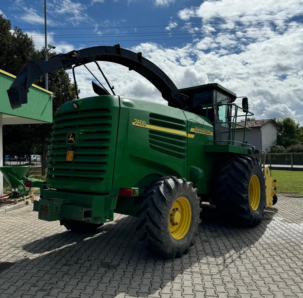 JOHN DEERE TRINCIA 7400 - Kombajn za stočnu hranu: slika 3 JOHN DEERE TRINCIA 7400 - Kombajn za stočnu hranu: slika 3