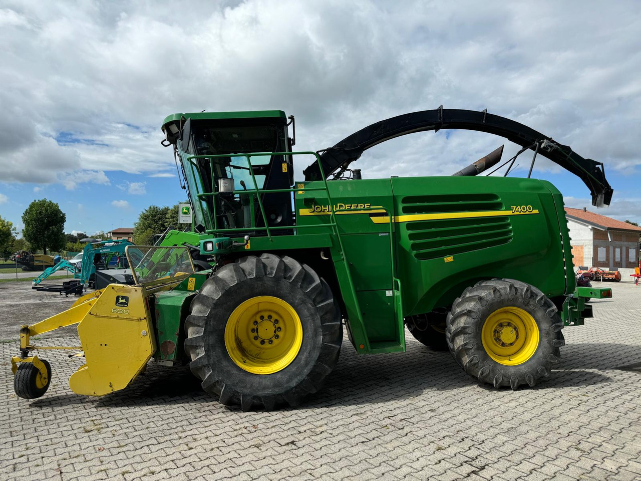 JOHN DEERE TRINCIA 7400 - Kombajn za stočnu hranu: slika 4 JOHN DEERE TRINCIA 7400 - Kombajn za stočnu hranu: slika 4