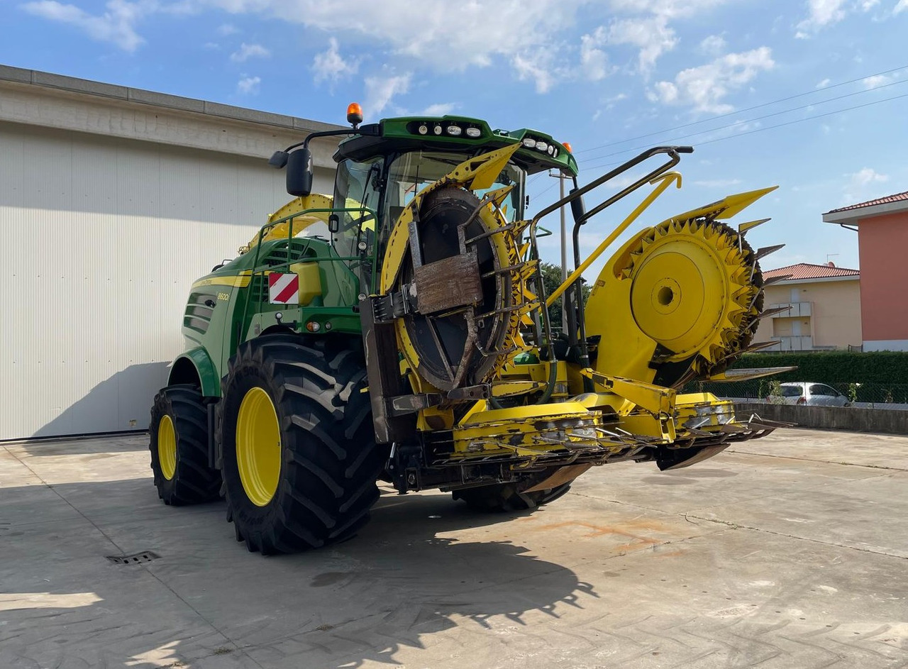JOHN DEERE TRINCIA 8600i - Kombajn za stočnu hranu: slika 4 JOHN DEERE TRINCIA 8600i - Kombajn za stočnu hranu: slika 4