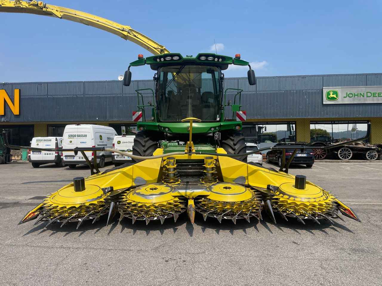 JOHN DEERE TRINCIA 9700i - Kombajn za stočnu hranu: slika 2 JOHN DEERE TRINCIA 9700i - Kombajn za stočnu hranu: slika 2
