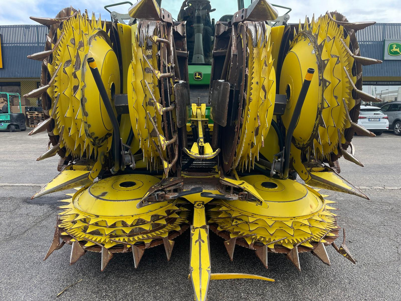 JOHN DEERE TRINCIA 9900i - Kombajn za stočnu hranu: slika 5 JOHN DEERE TRINCIA 9900i - Kombajn za stočnu hranu: slika 5