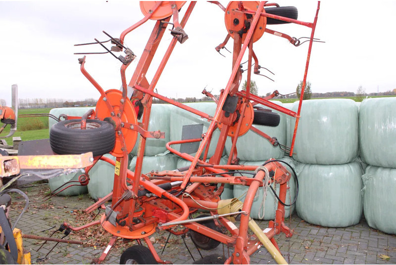 Fella 680 en diverse machines - Prevrtač/ Grabuljač: slika 2 Fella 680 en diverse machines - Prevrtač/ Grabuljač: slika 2