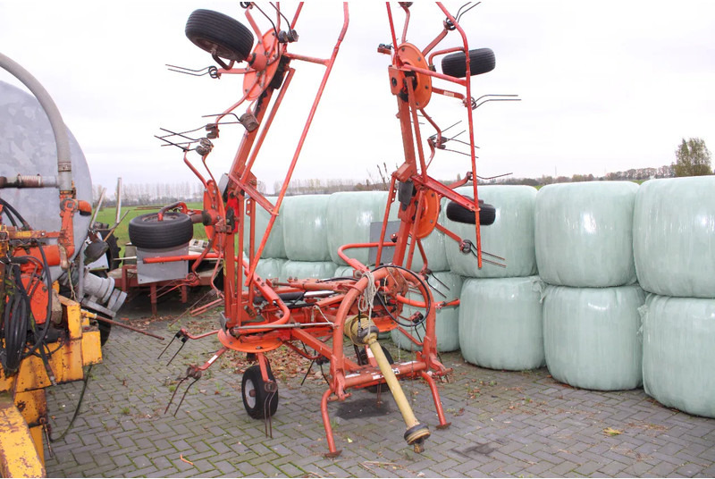 Fella 680 en diverse machines - Prevrtač/ Grabuljač: slika 1 Fella 680 en diverse machines - Prevrtač/ Grabuljač: slika 1