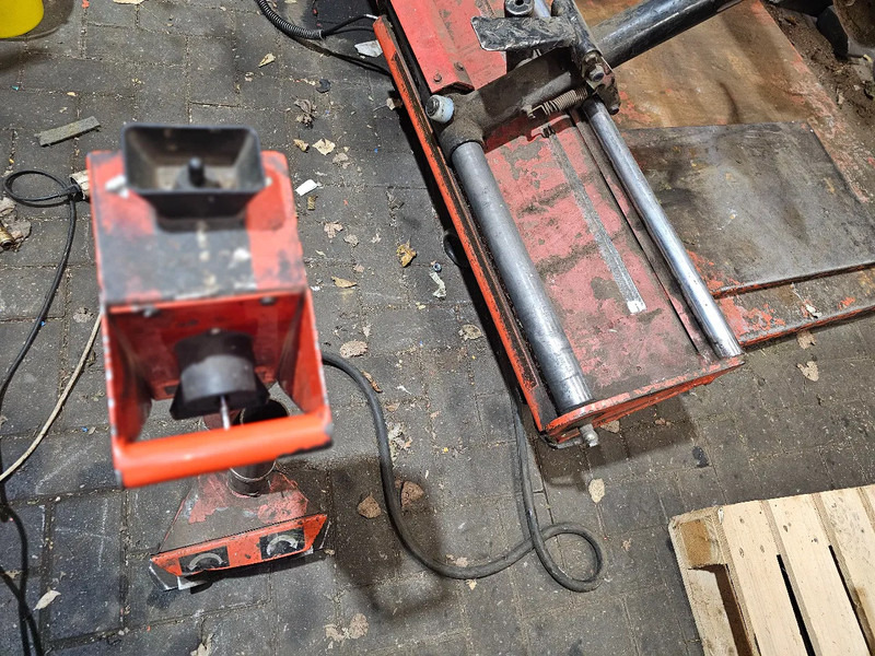 Sicam Jumbo TCS 52A - Građevinska mašina: slika 3 Sicam Jumbo TCS 52A - Građevinska mašina: slika 3