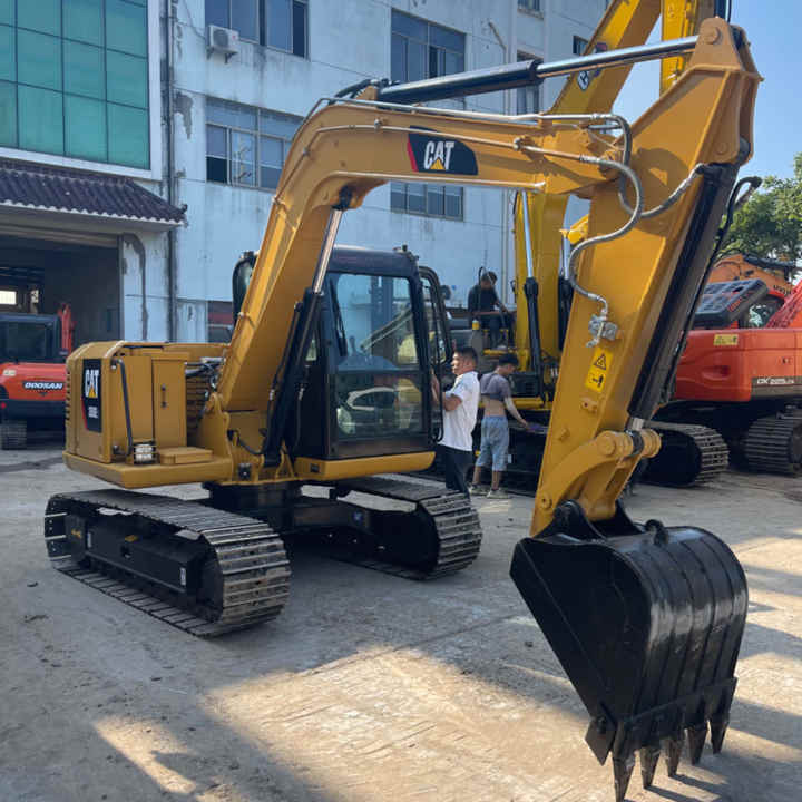 8 Ton Mini Used Excavator Caterpillar 308E2 in Good Condition Second Hand Excavator CAT308E2 for Sale - Bager: slika 2 8 Ton Mini Used Excavator Caterpillar 308E2 in Good Condition Second Hand Excavator CAT308E2 for Sale - Bager: slika 2