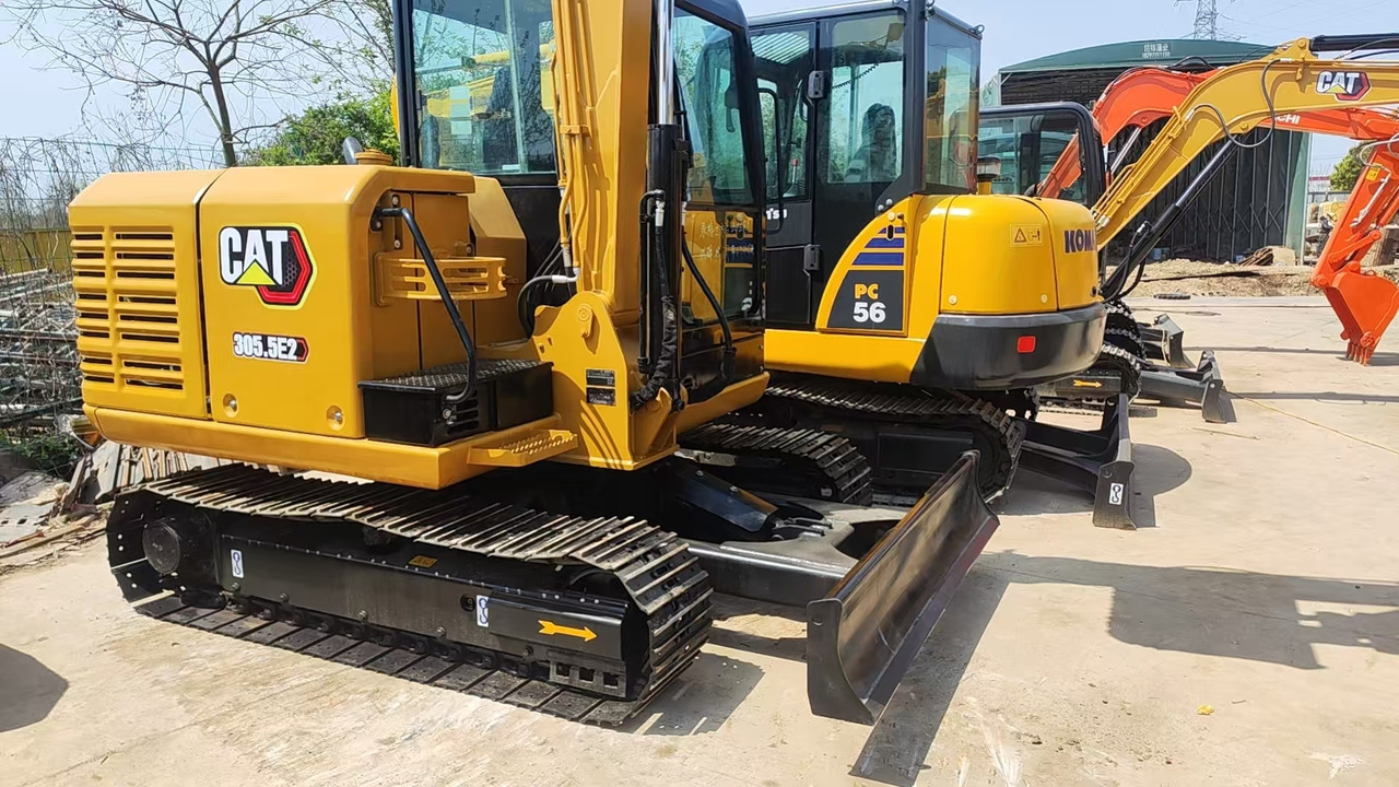 CATERPILLAR 303.5 - Mini bager: slika 1 CATERPILLAR 303.5 - Mini bager: slika 1
