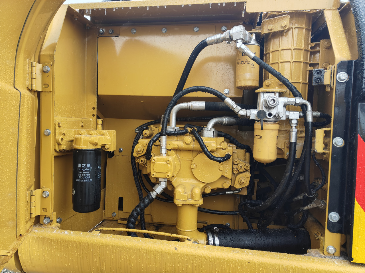Lizing CATERPILLAR 320D [ Copy ] [ Copy ] CATERPILLAR 320D [ Copy ] [ Copy ]: slika 19