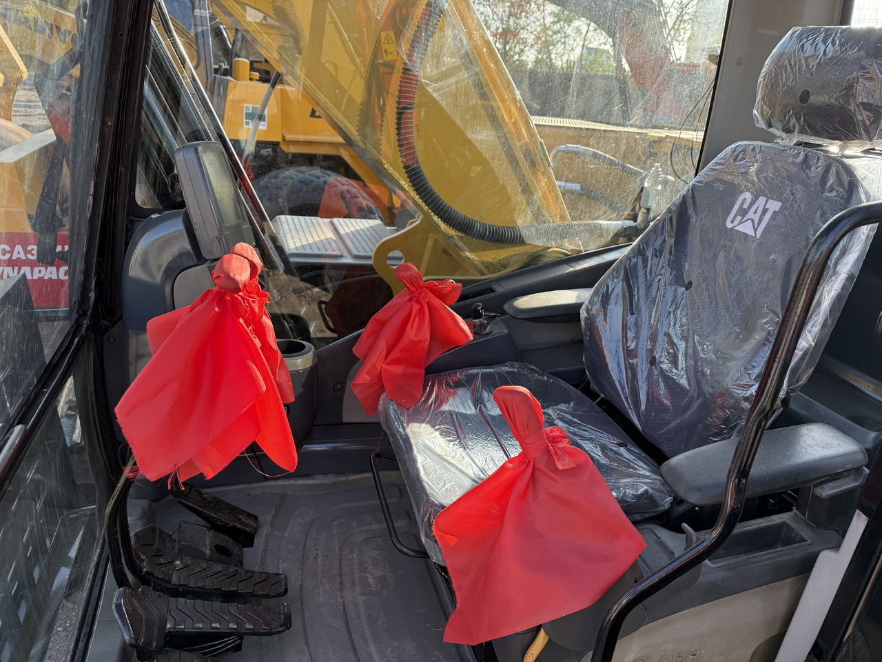 Bager guseničar CATERPILLAR 320d [ Copy ] [ Copy ] [ Copy ] [ Copy ]: slika 14