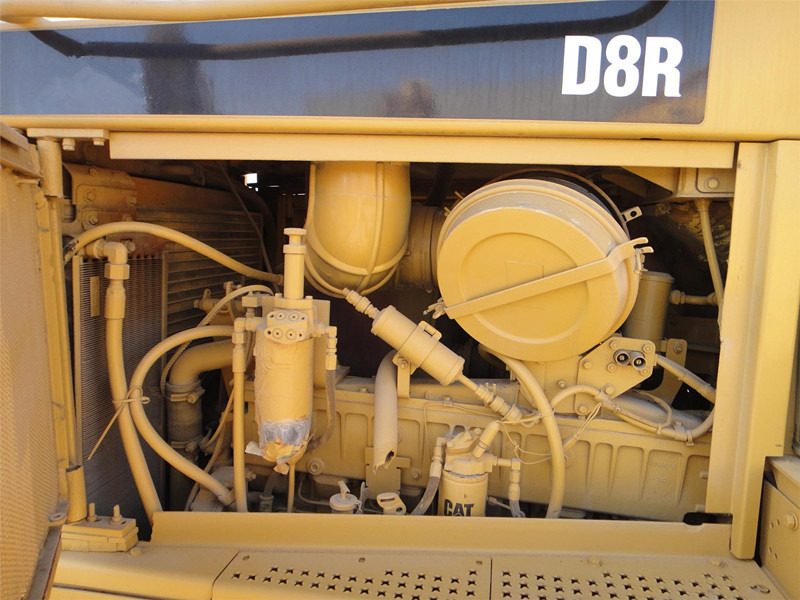 Buldožer CATERPILLAR D8R [ Copy ] [ Copy ] [ Copy ] [ Copy ] [ Copy ] [ Copy ]: slika 18