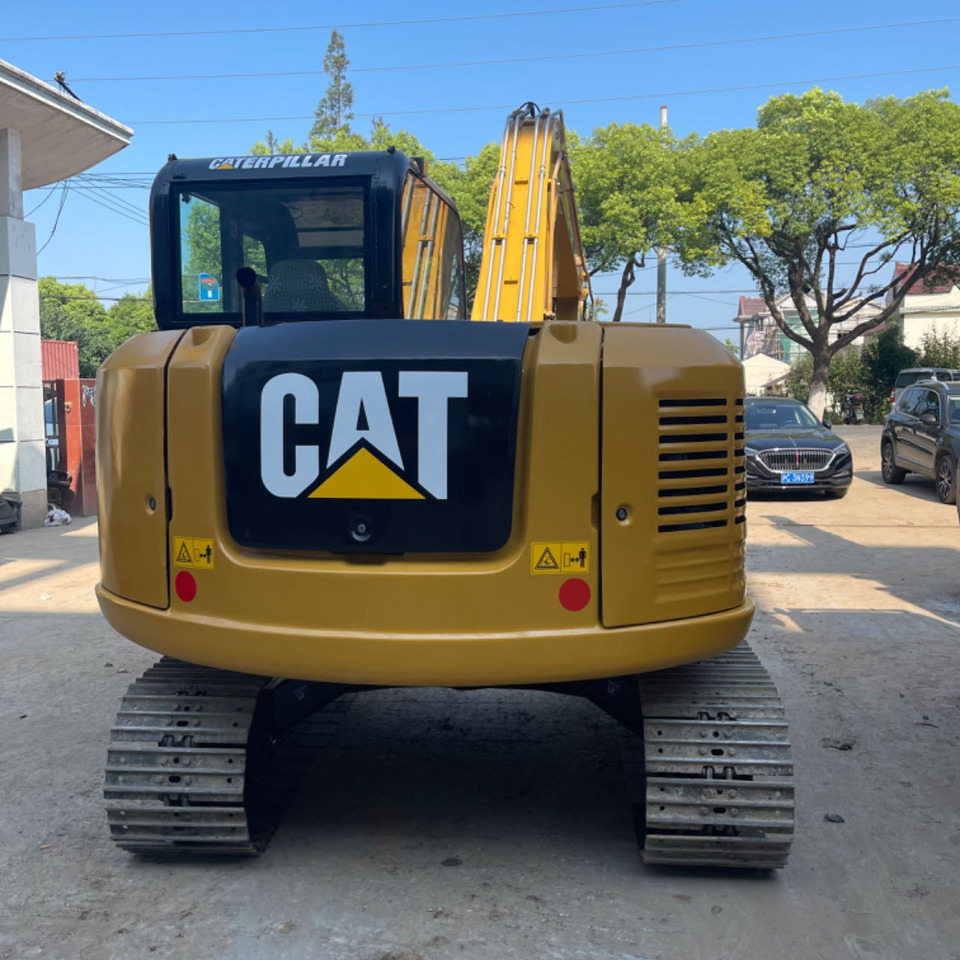 Bager CATERPILLAR: slika 16 Bager CATERPILLAR: slika 16