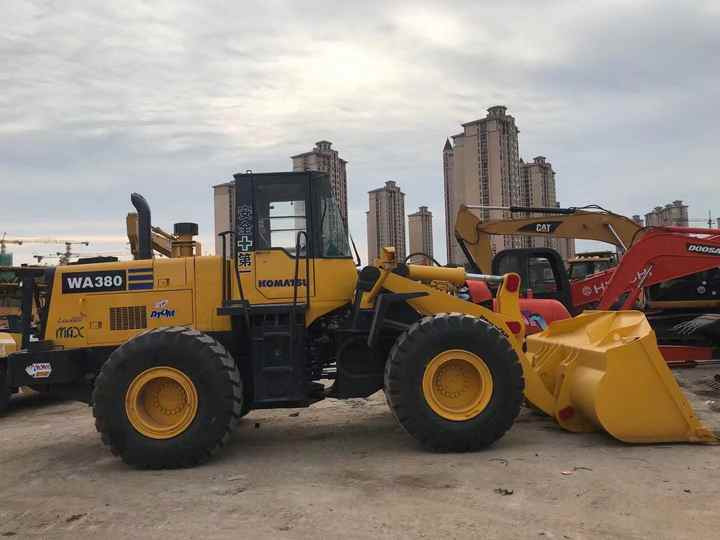 Good Condition Second Hand WA380-3 Front Wheel Loader for Cheap Price Hot Sale in China - Utovarivač točkaš: slika 5 Good Condition Second Hand WA380-3 Front Wheel Loader for Cheap Price Hot Sale in China - Utovarivač točkaš: slika 5