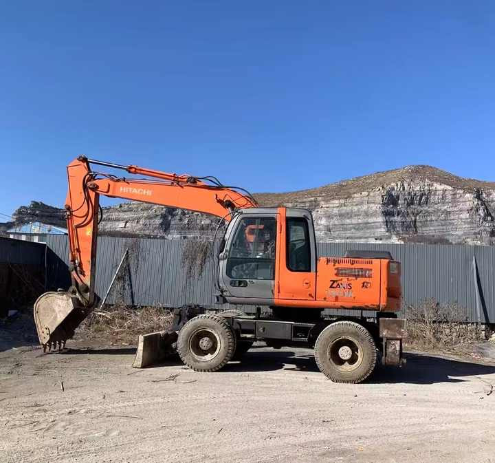 HITACHI ZX300 Excavator, Original Japan Surplus Hitachi ZX300 for Sale - Bager: slika 1 HITACHI ZX300 Excavator, Original Japan Surplus Hitachi ZX300 for Sale - Bager: slika 1