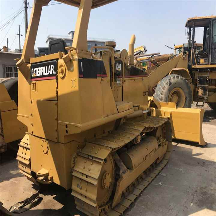 Open Cabin D4c Used Cat Bulldozer , Cat D4 D4h D4g D4m D4k D5m D5g D5h Mini Bulldozer , CAT Dozer - Buldožer: slika 1 Open Cabin D4c Used Cat Bulldozer , Cat D4 D4h D4g D4m D4k D5m D5g D5h Mini Bulldozer , CAT Dozer - Buldožer: slika 1
