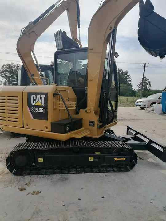 Used CAT 305.5E 5T Second Hand Japan Original MINI Excavator Mining Construction Excavators Hot Sale 306 307 308 Small Mini 6t - Mini bager: slika 3 Used CAT 305.5E 5T Second Hand Japan Original MINI Excavator Mining Construction Excavators Hot Sale 306 307 308 Small Mini 6t - Mini bager: slika 3