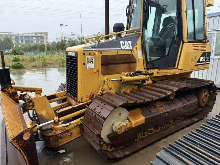 Used Cat D5G Crawler Bulldozer Original CAT Brand Bulldozer Second Hand Cat D5H D5 D5C D5N D5M LGP Dozer for Sale - Buldožer: slika 5 Used Cat D5G Crawler Bulldozer Original CAT Brand Bulldozer Second Hand Cat D5H D5 D5C D5N D5M LGP Dozer for Sale - Buldožer: slika 5