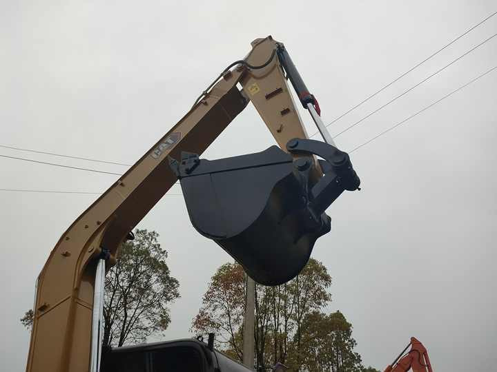 Used Caterpillar 307 Excavator-Second-Hand with Proven Performance - Bager: slika 2 Used Caterpillar 307 Excavator-Second-Hand with Proven Performance - Bager: slika 2