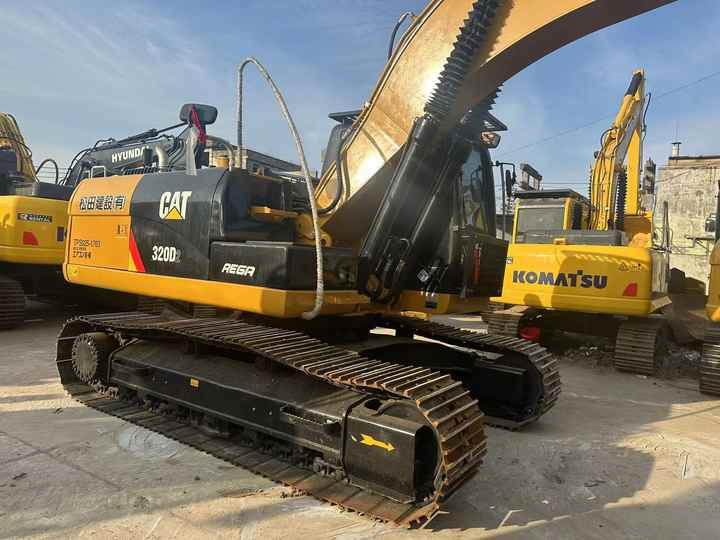 Used Caterpillar 320D Crawler Excavator in High Quality Waiting for Sale - Bager: slika 3 Used Caterpillar 320D Crawler Excavator in High Quality Waiting for Sale - Bager: slika 3