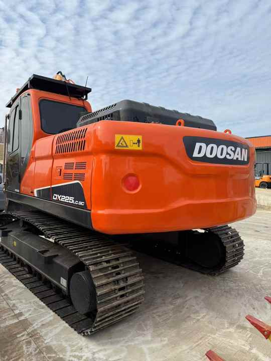 Bager guseničar Used Digger Doosan DX225LC-9T Construction Machinery Construction Digger Used Doosan DX225LC-9T Cheap Excavator [ Copy ] [ Copy ]: slika 6