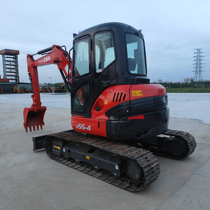 Well-Maintained Kubota U55 Second Hand Machine | No Major Repairs | Price Negotiable - Mini bager: slika 3 Well-Maintained Kubota U55 Second Hand Machine | No Major Repairs | Price Negotiable - Mini bager: slika 3